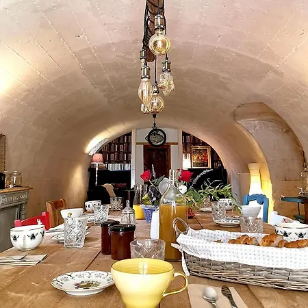 Quatre Chats Sous Un Pin Alojamento de Acomodação e Pequeno-almoço