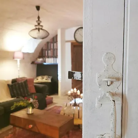 Bed & Breakfast Quatre Chats Sous Un Pin 3*