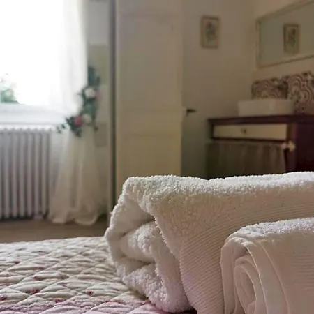Bed and Breakfast Quatre Chats Sous Un Pin